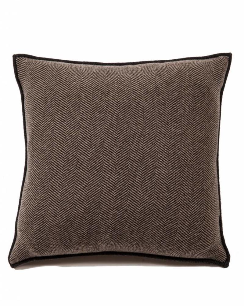 HENRY CASHMERE BLEND HERRINGBONE PILLOW: 21" X 21'': DARK GRAY-SAND