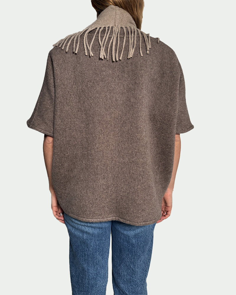 CASHMERE DOUBLE FACE  FRINGE REVERSIBLE CAPE: CHOCOLATE: BEIGE