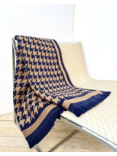 CORSICA THROW: PIED DE POULE: NAVY AND BEIGE