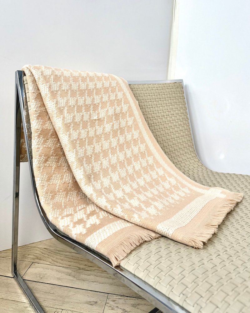CORSICA THROW: PIED DE POULE: CAMEL AND IVORY