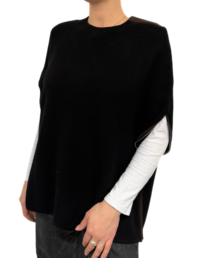 CASHMERE ZIP CAPE WITH SEPARATE COLLAR, BLACK