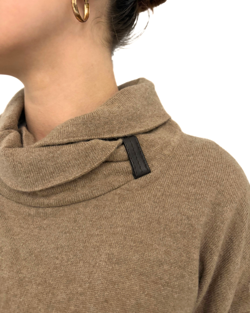 CASHMERE TUNIC WITH FRINGES, TOBACCO