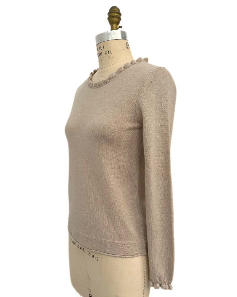 CASHMERE CREWNECK SWEATER W/ RUFFLE:  SAND
