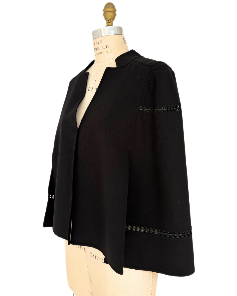 DOUBLE FACE WOOL CAPE W/ LEATHER: BLACK