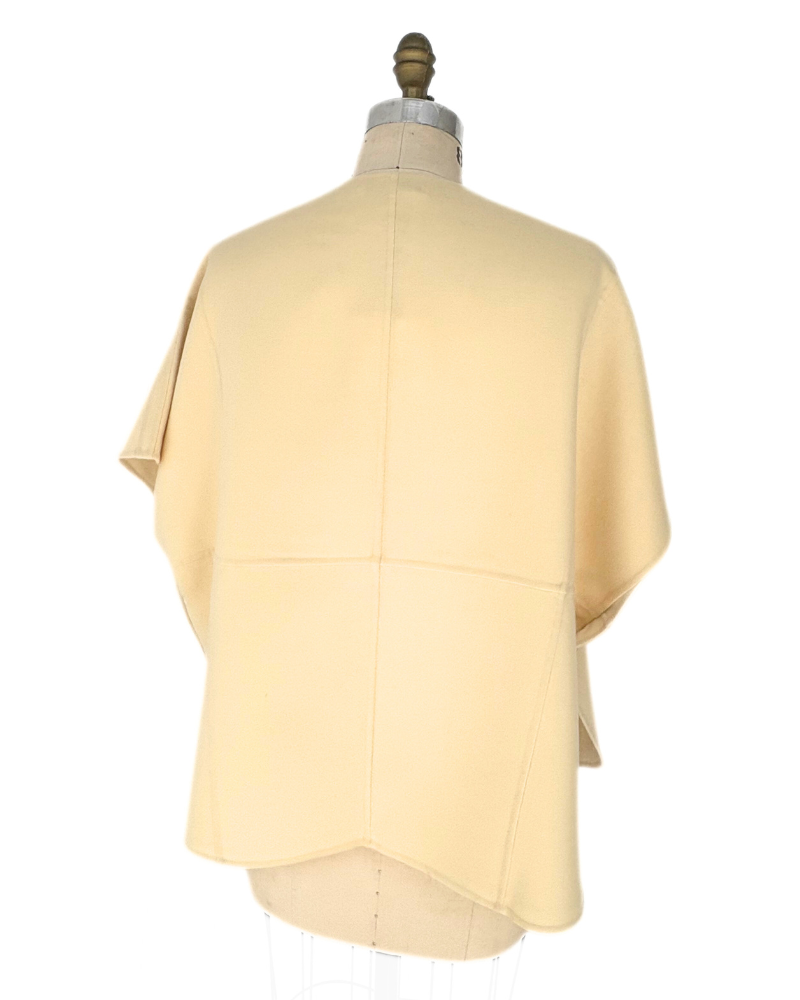 DOUBLE FACE CASHMERE CAPELET: BUTTER-IVORY