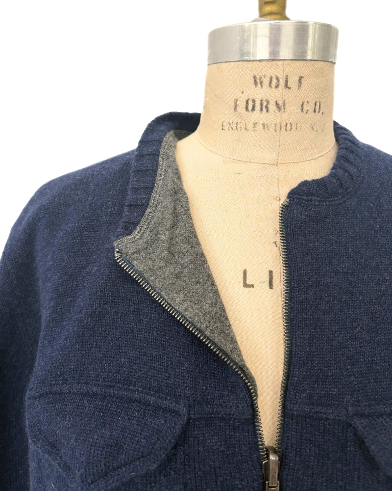 REVERSIBLE BOMBER JACKET : NAVY