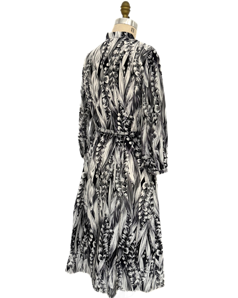 SILK DRESS WITH BLOUSON SLEEVE: LEAF: BLACK