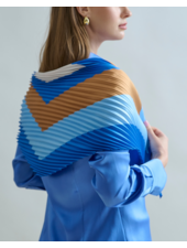 PLEATED SILK SCARF : SQUARE PRINT : BLUE