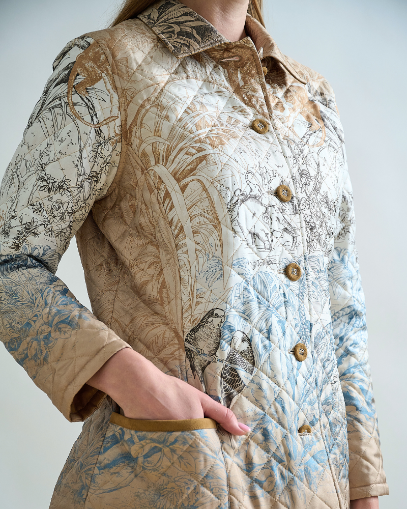 SILK PRINTED QUILTED JACKET: SAFARI: BEIGE
