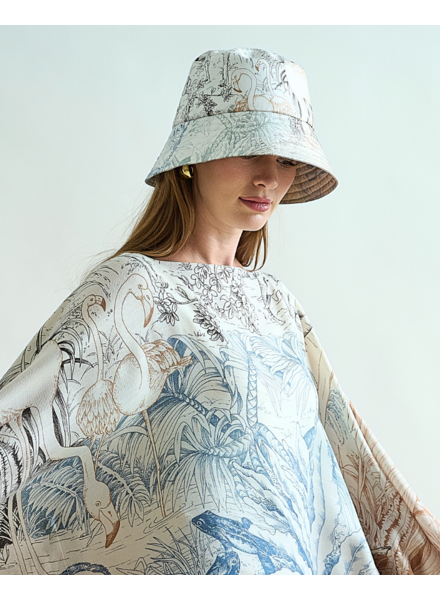 PRINTED SILK  BUCKET HAT: SAFARI: BEIGE