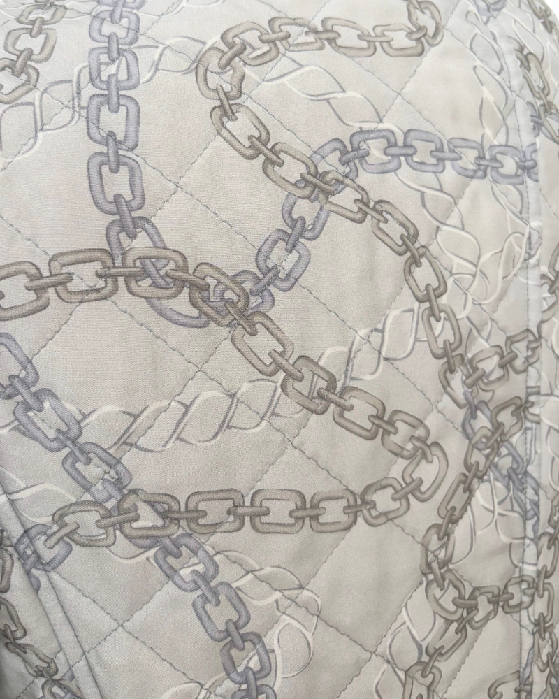 SILK PRINTED QUILTED JACKET WITH ZIP: DEVON: SILVER