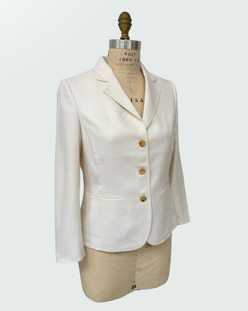 3 BUTTON CASHMERE BLAZER: IVORY