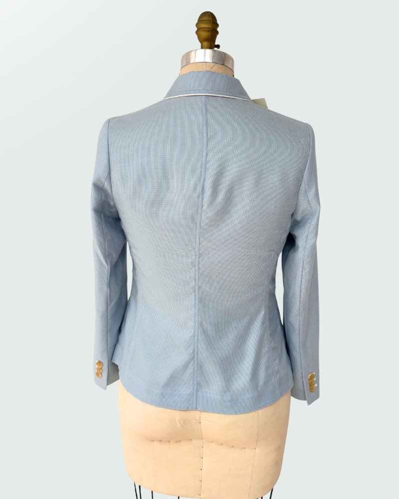 3 BUTTON CASHMERE BLAZER: LIGHT BLUE