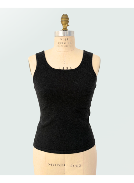 CASHMERE CREW NECK TOP: COAL