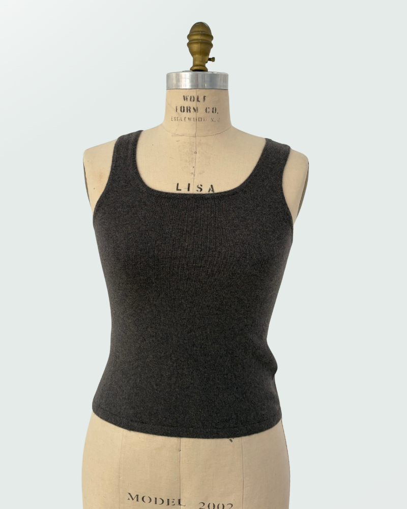 CASHMERE CREW NECK TOP: ANTHRACITE
