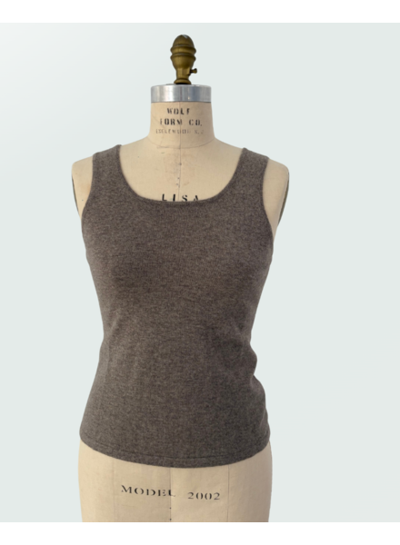 CASHMERE CREW NECK TOP: MUD