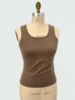 CASHMERE CREW NECK TOP: TOBACCO