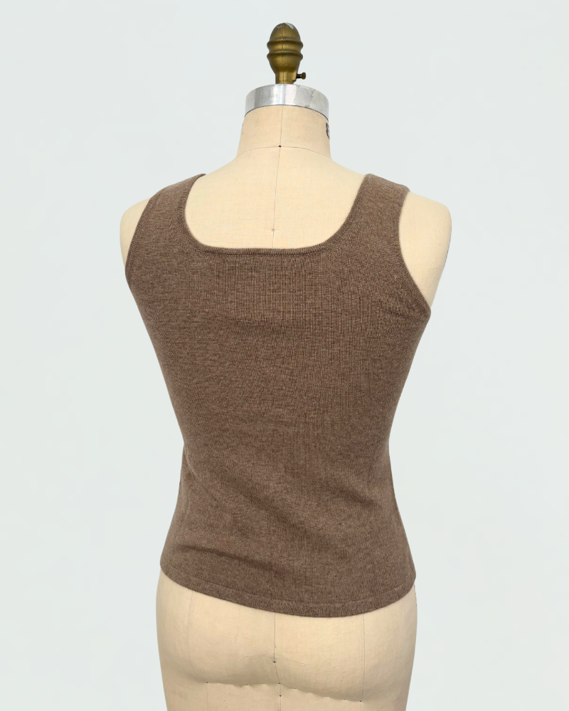 CASHMERE CREW NECK TOP: TOBACCO