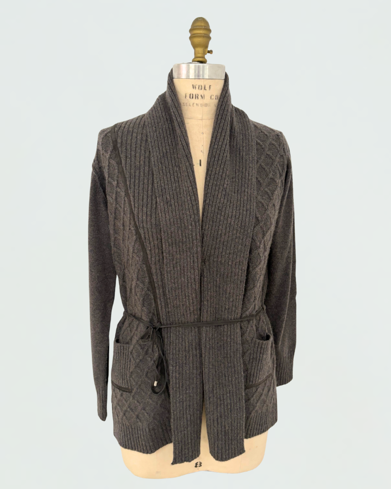 LATTICE DETAIL CARDIGAN: 100% CASHMERE: ANTHRACITE