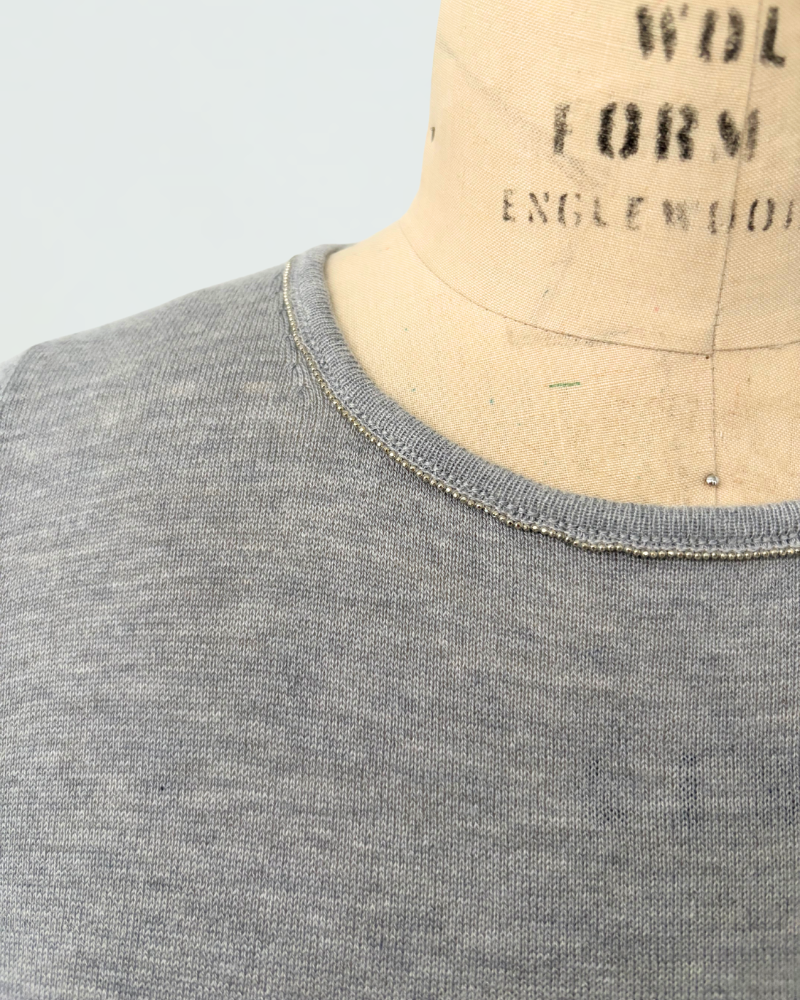 EMBELLISHED TUNIC WITH SILK LAYER: LIGHT GRAY