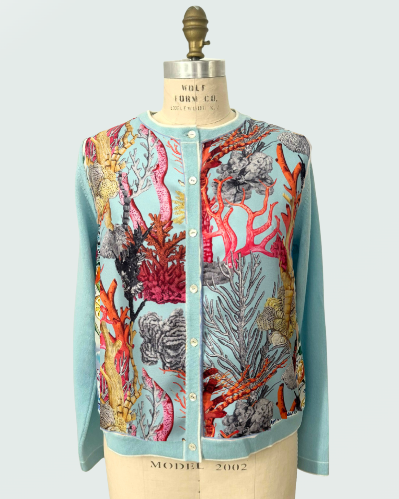 CASHMERE KNITTED CARDIGAN WITH CORAL PRINT: TURQUOISE