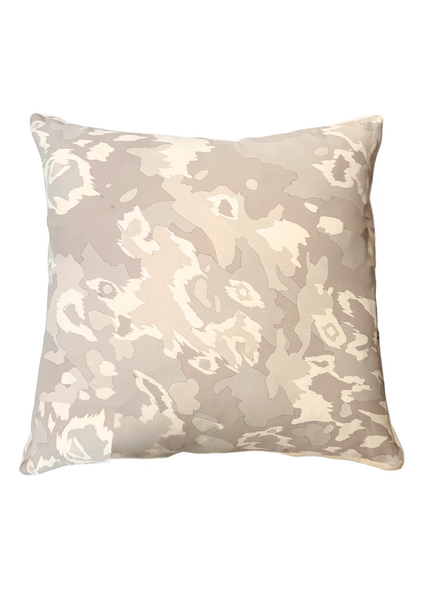 SILK CREPE PRINTED PILLOW W/ LINEN TRIM: 21"X21": LEOPARD-GRAY
