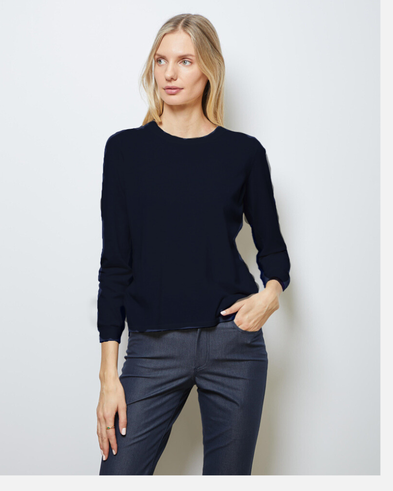 SUPERFINE LIGHT WEIGHT CREW SWEATER: NAVY