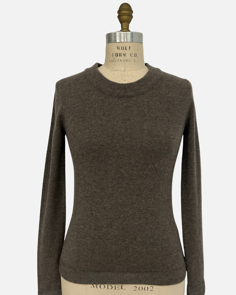 CASHMERE CREW NECK WITH JEWEL KNIT DETAIL: HAZELNUT