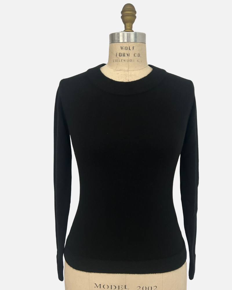 CASHMERE CREW NECK WITH JEWEL KNIT DETAIL: BLACK
