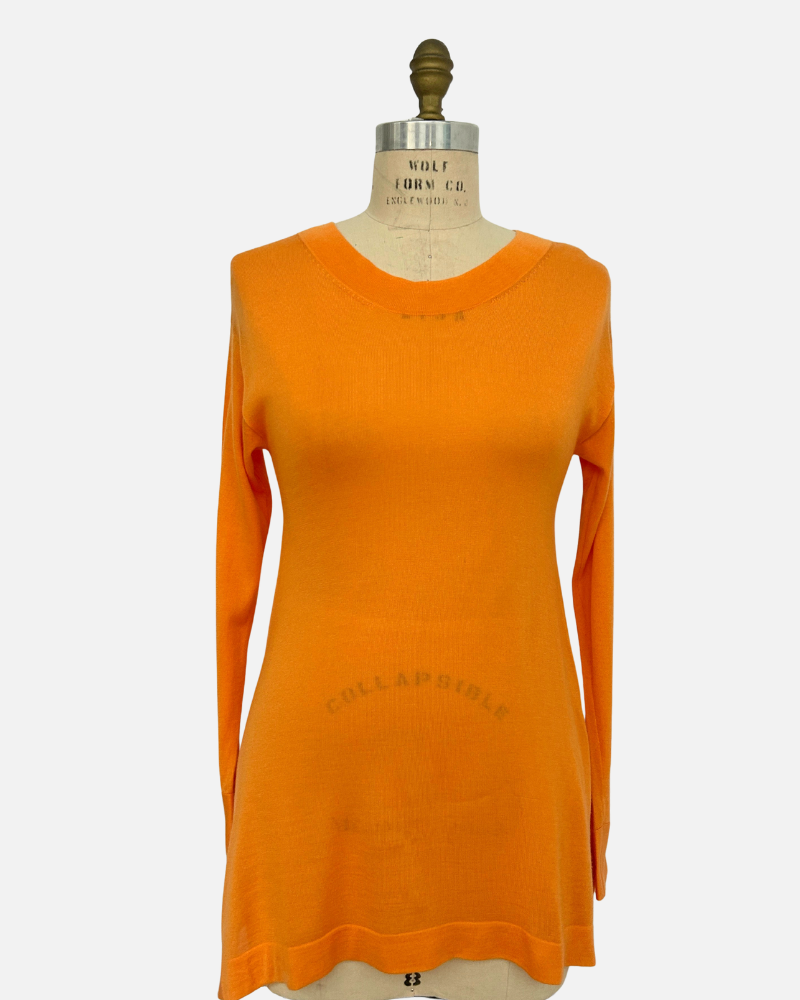 SUPERFINE CASHMERE ASYMMETRICAL CREW NECK: MELON