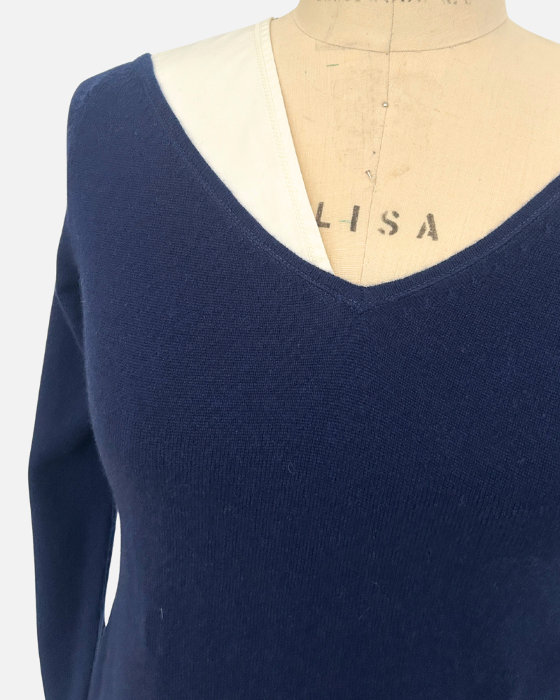 ASYMMETRICAL TUNIC W/ POPELINE DETAIL: 100% CASHMERE: NAVY