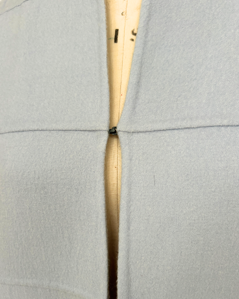 DDOUBLE FACE PATCHWORK COAT: LIGHT BLUE