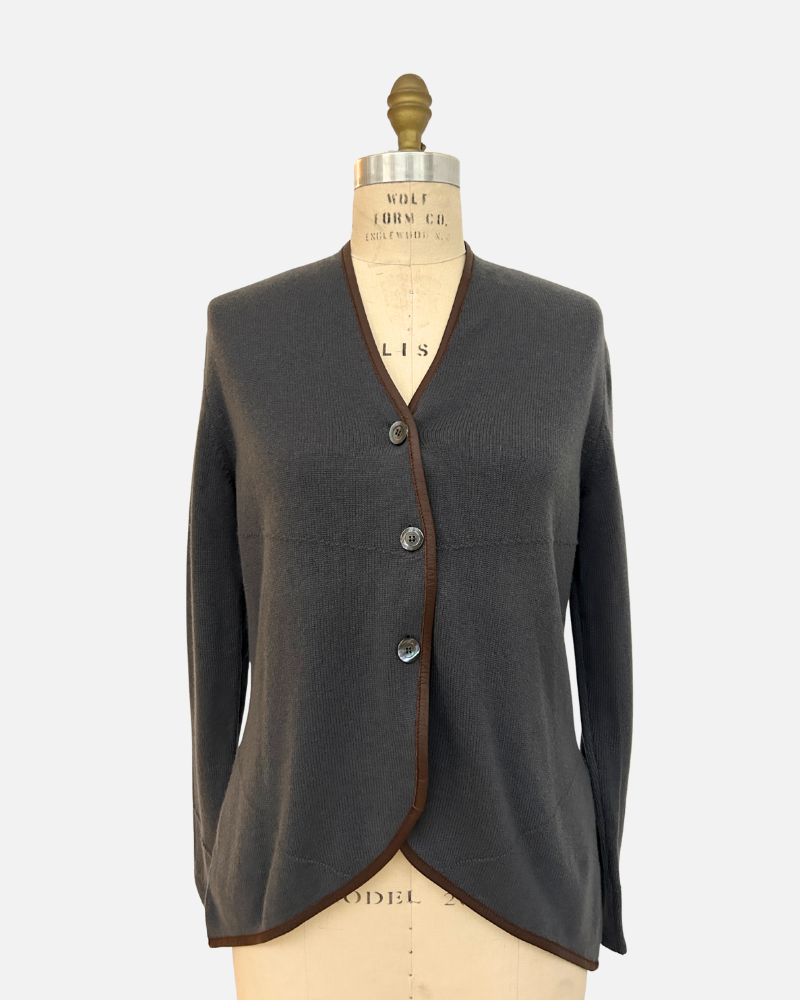 KNITTED SWEATER JACKET WITH LEATHER PIPING, ZINC GRAY