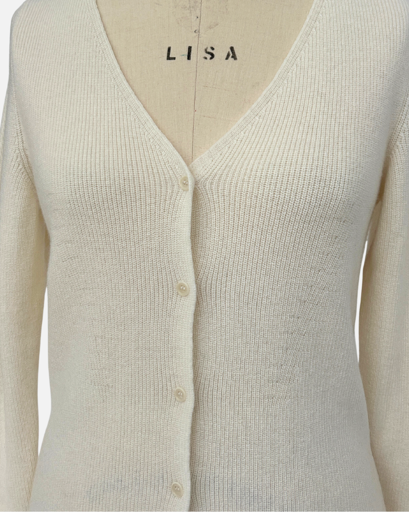 CASHMERE SHORT BUTTON FRONT CARDIGAN WITH TANK: IVORY