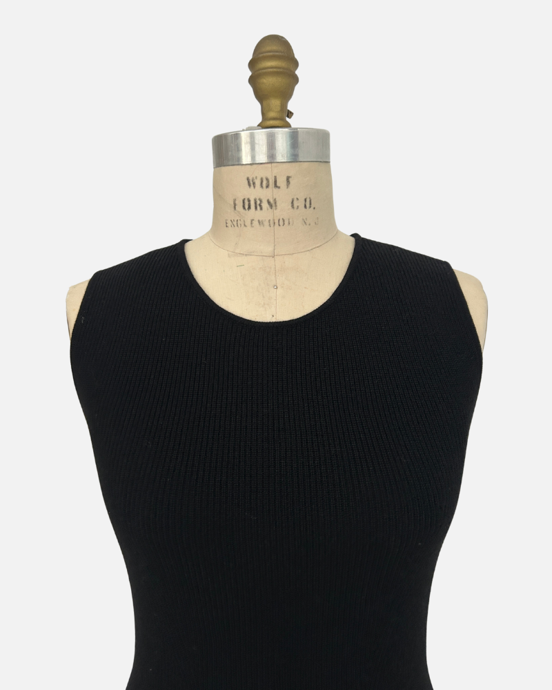 CASHMERE SHORT BUTTON FRONT CARDIGAN WITH TANK: BLACK