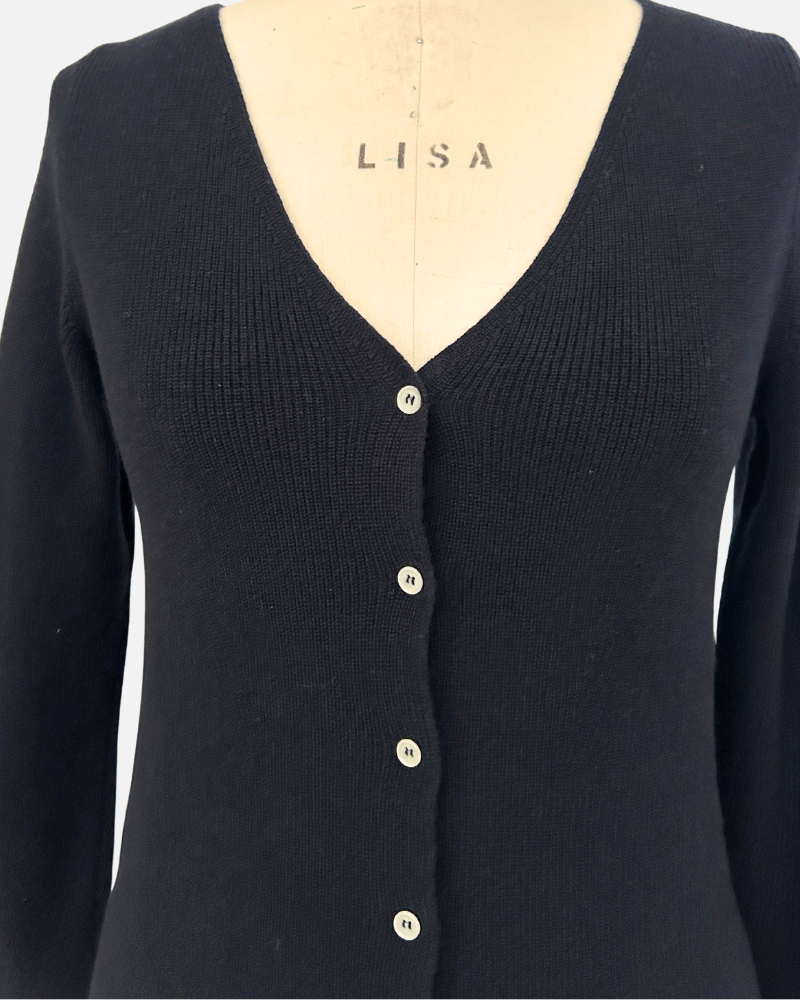 CASHMERE SHORT BUTTON FRONT CARDIGAN WITH TANK: MIDNIGHT