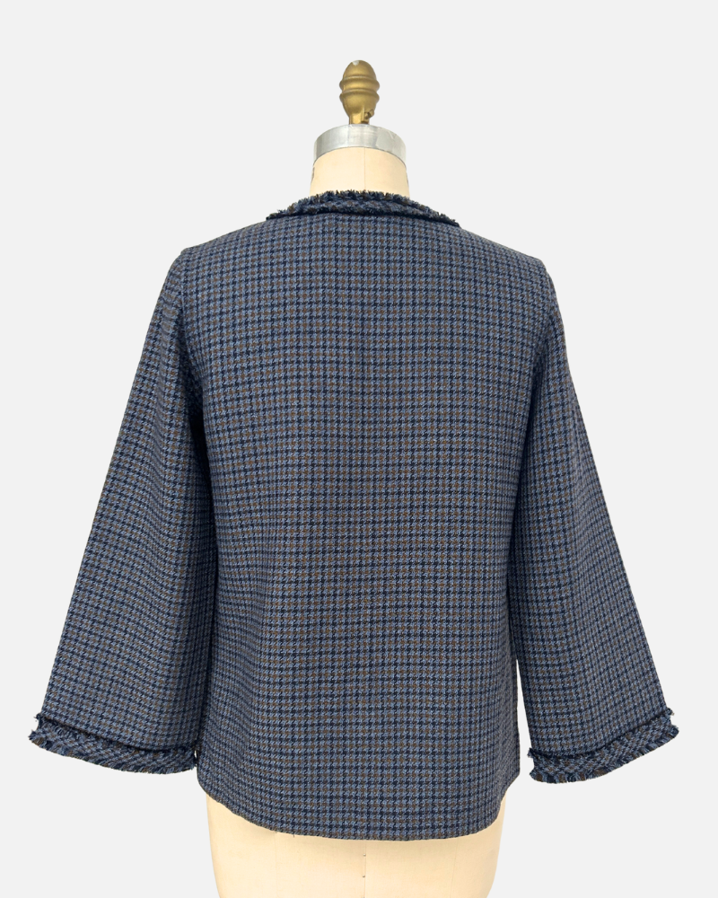 OPEN JACKET WITH POCKETS AND FRINGES EDGES: NAVY PLAID