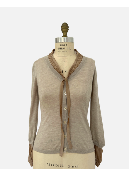 CARDIGAN WITH SILK RUFFLE INSET: BEIGE: SMALL SUPERFINE CASHMERE