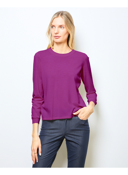 SUPERFINE LIGHT WEIGHT CREW SWEATER: PLUM