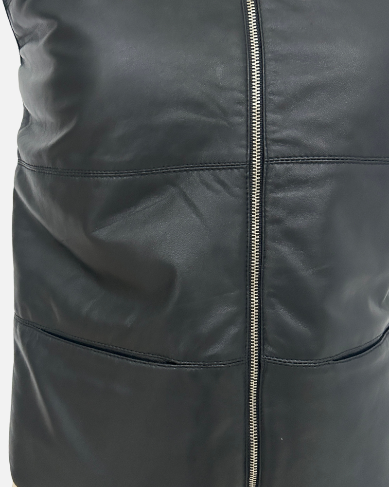 LEATHER VEST W/ TRIM: BLACK