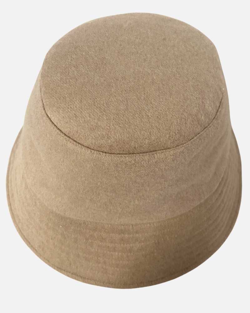 CASHMERE BUCKET HAT: BEIGE
