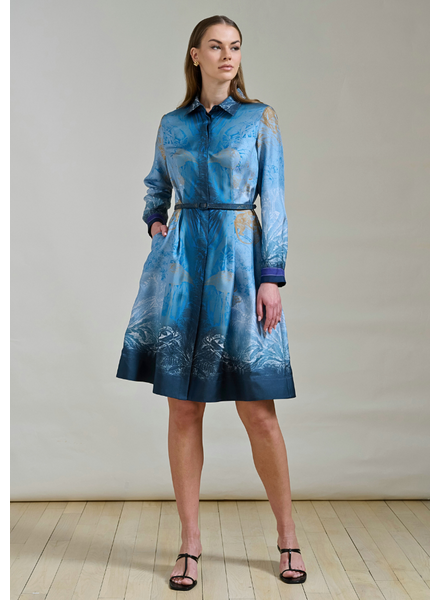 SILK SHIRT DRESS WITH BELT PRINT: SAFARI BLUE