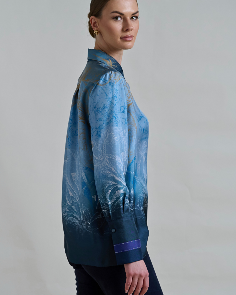 COLLARED SILK PRINTED SHIRT: SAFARI BLUE