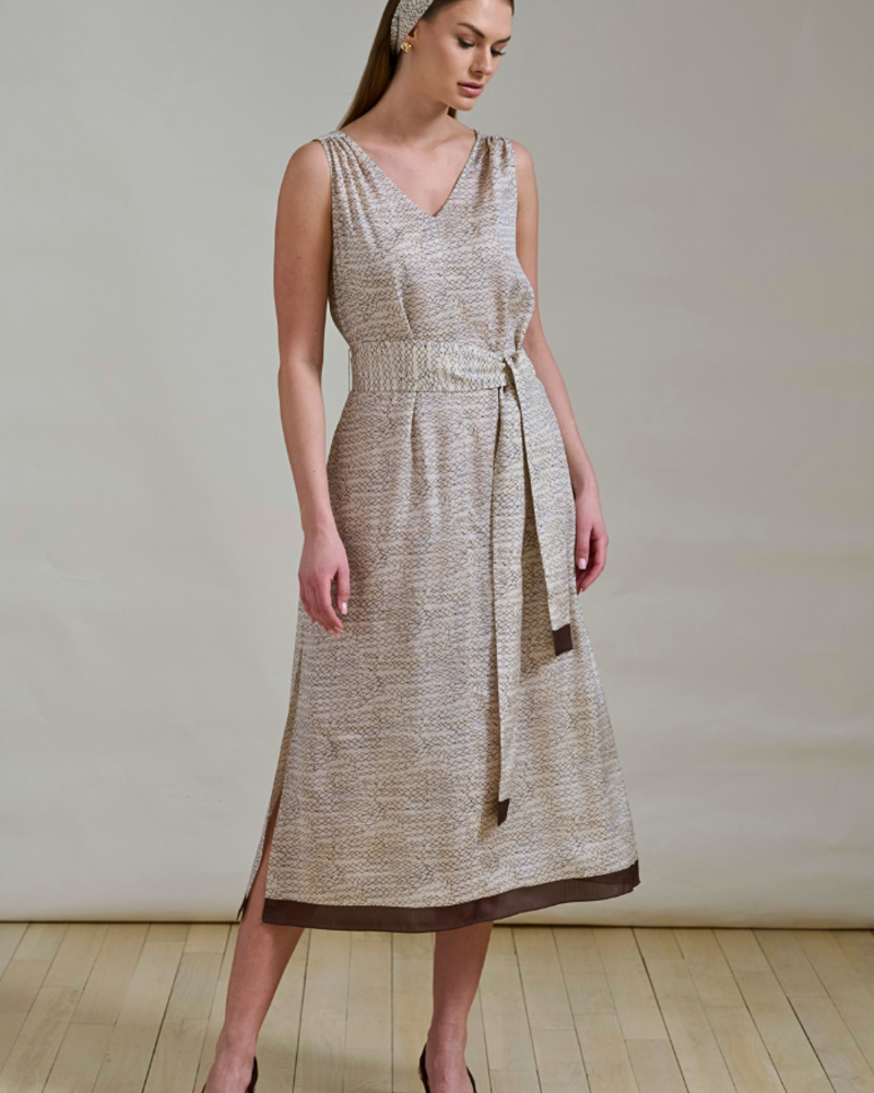 SILK SLEEVELESS DRESS: SARATOGA