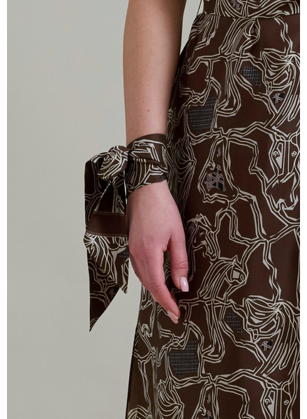 SILK TWILLY: WELLINGTON PRINT: CHOCOLATE- 32" x 3"