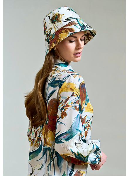 PRINTED SILK BUCKET HAT: SICILY: BEIGE