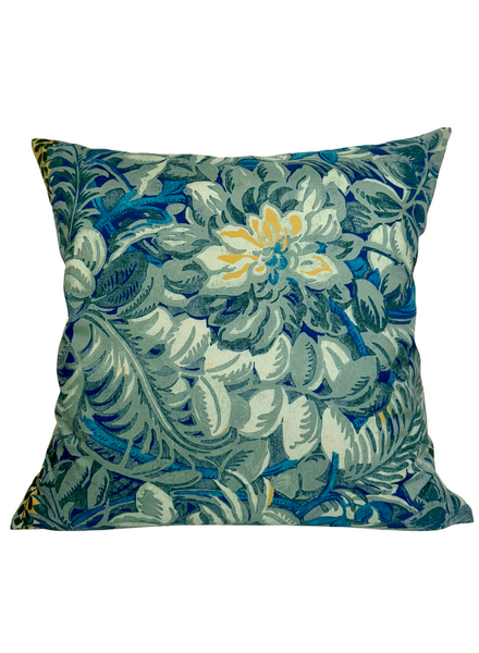 SILK PILLOW CORSICA GREEN: 21" X 21"