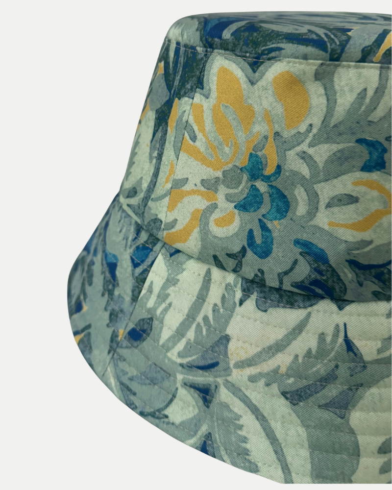 PRINTED SILK BUCKET HAT: CORSICA: GREEN
