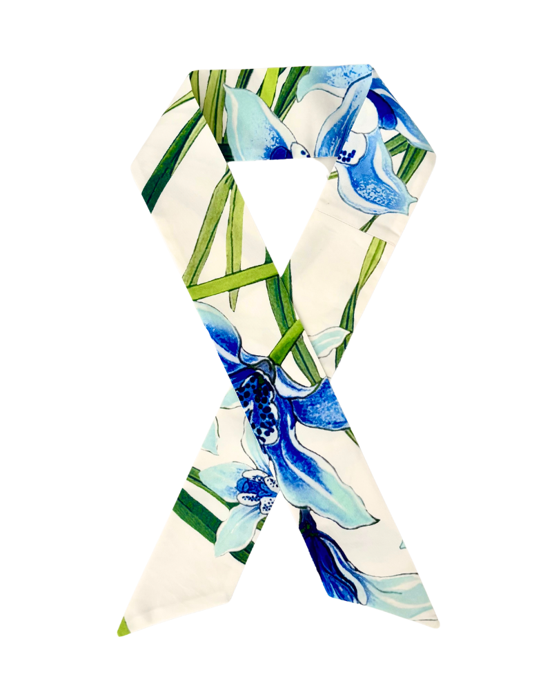 COTTON TWILLY: DANCING LADY FLOWER PRINT: BLUE- 32" x 3"