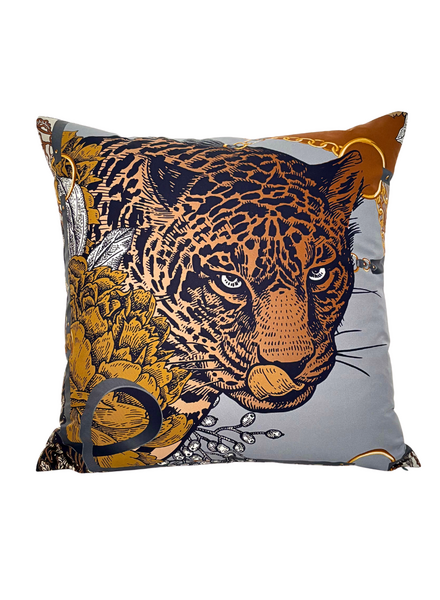 SILK QUILTED PILLOW: LEOPARD: GRAY 21"X21"